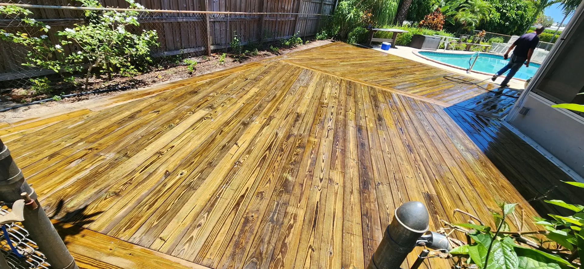 Crosby Decks & Outdoor Living